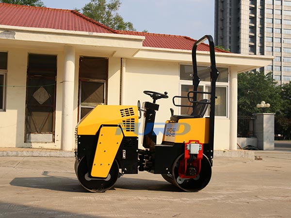 關(guān)于小型壓路機(jī)變速箱的保養(yǎng)知識(shí)你知道多少？
